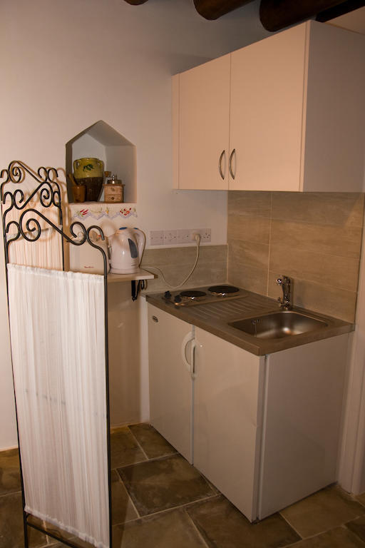 Xenios Cottages Lofou Rum bild