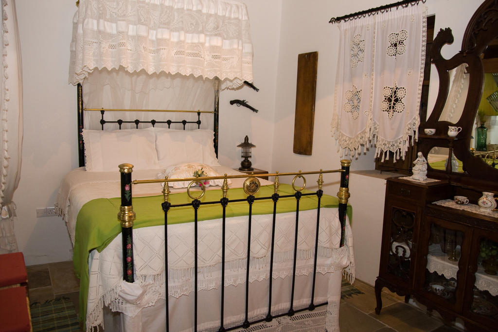 Xenios Cottages Lofou Rum bild