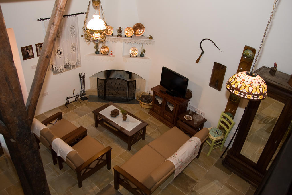 Xenios Cottages Lofou Rum bild