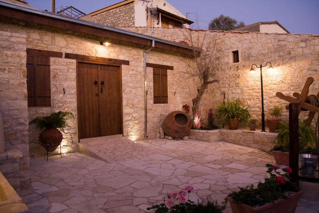 Xenios Cottages Lofou Rum bild